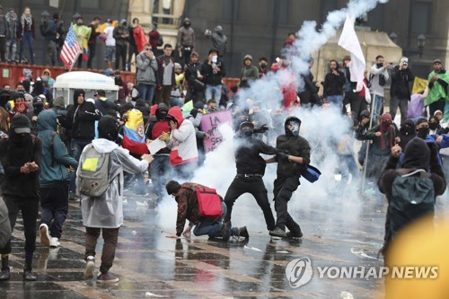 콜롬비아 노동자·학생 거리로…중남미 反정부 시위 확산(종합)