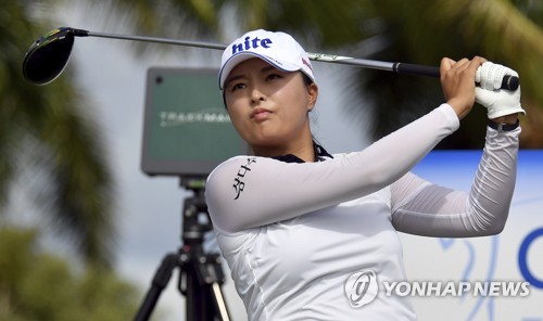 김세영, LPGA 최종전 사흘 연속 선두…고진영 맹추격(종합)