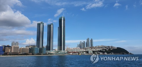 '공사 중인 것도 있는데…' 해운대 엘시티 동별준공 승인 논란