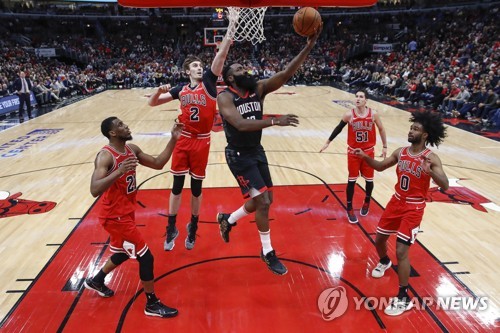 하든 42득점 '원맨쇼'…NBA 휴스턴, 시카고 꺾고 3연승