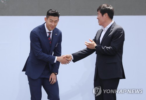 '한국 축구 전설' 차범근 "손흥민, 대견하고 너무나 자랑스럽다"