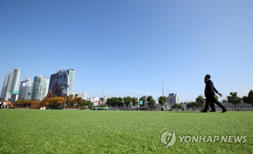 [날씨] 내일 전국 맑고 곳곳에 가끔 비…미세먼지 농도 '보통'