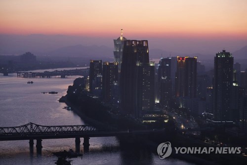 北버전 '파파고'에 '티머니'까지…평양도 스마트도시?