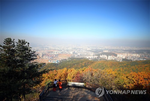 [날씨] 내일 맑다가 오후부터 구름…중부내륙·남서부 미세먼지 '나쁨'