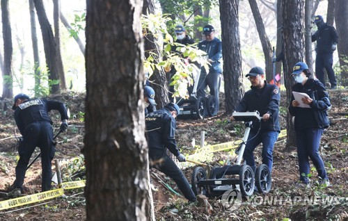 이춘재 살해 '화성 실종 초등생' 유골 수색 범위 확대