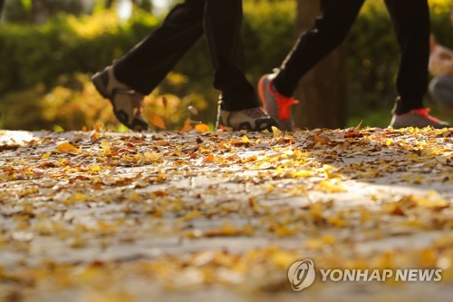 [내일날씨] 전국 맑다가 오후부터 구름 많아져…일교차 주의