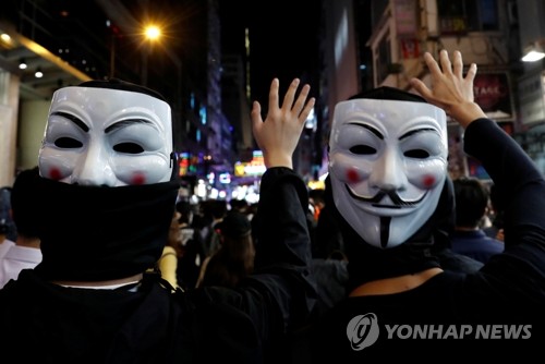 홍콩 시위 잦아들어…경찰 "이공대사태 해결, 데드라인 없어"