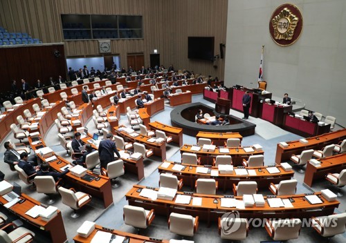 예결위, '강기정 출석' 놓고 파행…8일 비경제부처 예산안 심사