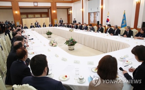 文대통령 "한반도 평화, 많은 고비 남았지만 반드시 가야할 길"