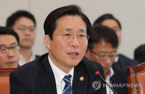 성윤모, 디스플레이 강소기업 야스 방문…"日규제 대응 지원"