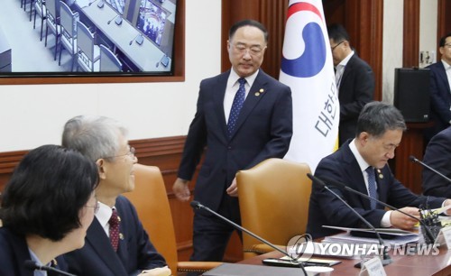 석달째 고용지표 호조지만…고개숙인 40대·제조업