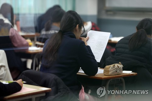 서울 16개大 정시 40%로 확대…'불공정 논란' 학종 기준 공개