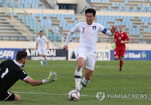 '무관중·골대 불운' 한국, 레바논과 무승부…H조 1위 유지