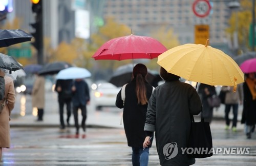 전국 대체로 흐리고 비…포근하지만 밤에는 강풍 예상