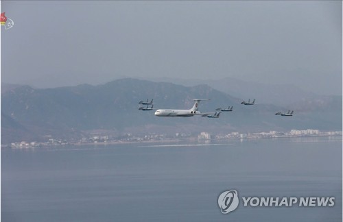 北김정은, 2년만에 전투비행술대회…한미공중훈련 '맞대응'(종합2보)