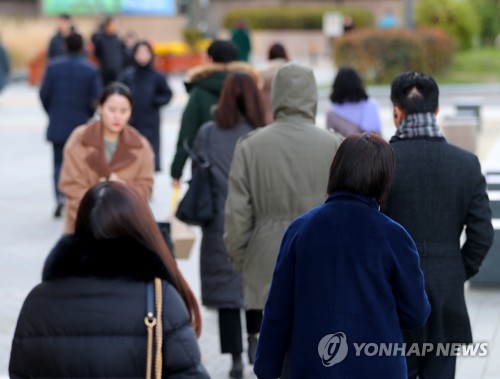 "내일도 추워요"…경기·강원 내륙 아침기온 -10도 안팎