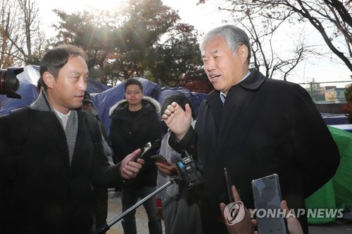 황교안, 8일째 단식…건강 악화에도 "조금 더 이어가겠다"(종합)