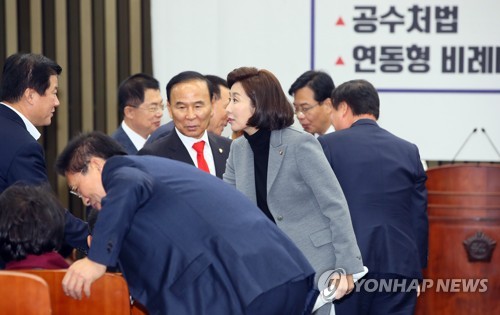 한국당 "정기국회 끝까지 필리버스터…합법적 저항의 대장정"