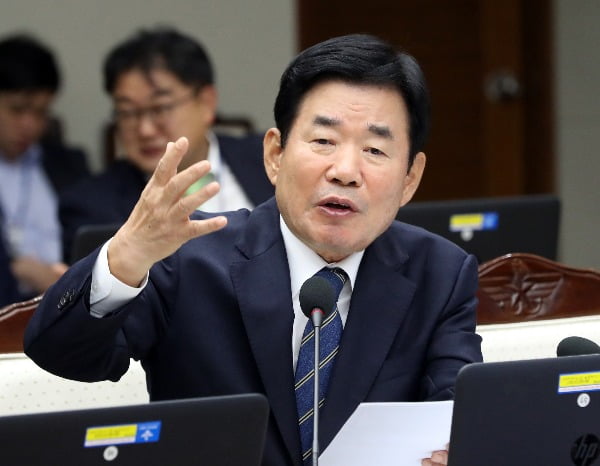 차기 총리 임명이 유력한 김진표 의원. 사진=연합뉴스
