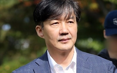 진술거부권 행사한 조국, 향후 검찰과 치열한 기싸움 '예고'