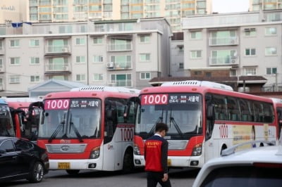 명성운수 운행 재개…'2차 파업' 가능성은 여전