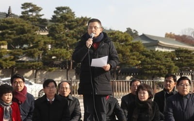 황교안 '단식 카드' 꺼낸 배경은…당 안팎서 '설왕설래' 한창