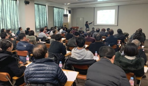 [한경부동산] 엇갈린 상가분양 시장, 돌파구는 없을까 … 20일 세미나 