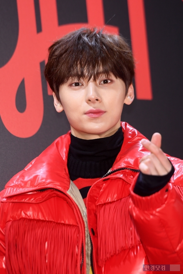 [포토] 황민현, '배경화면으로 저장'