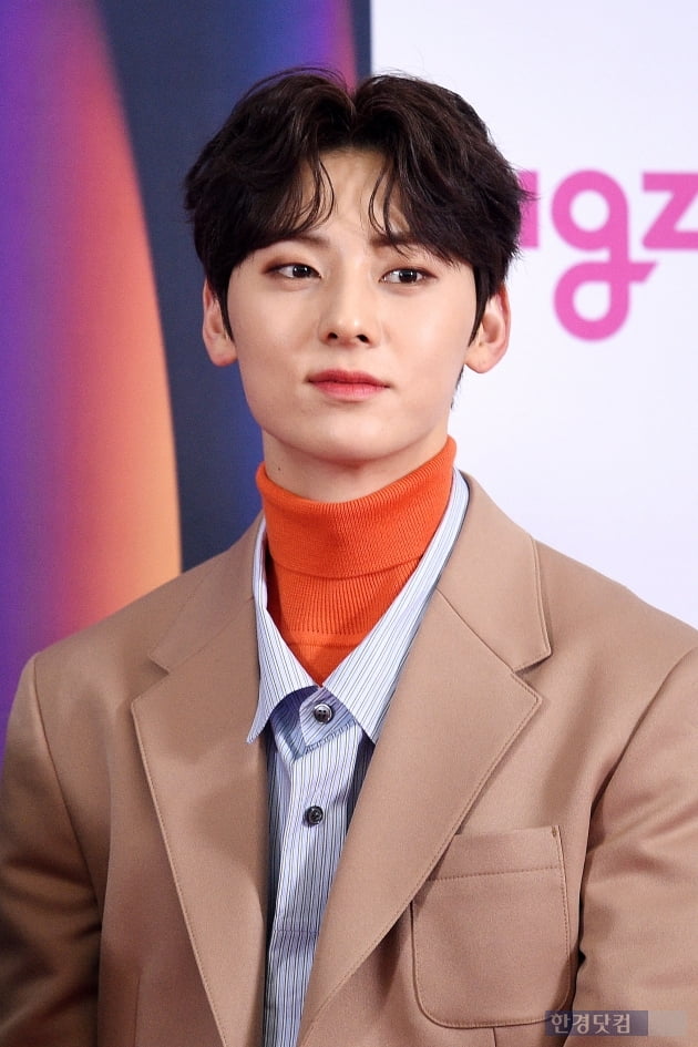 [포토] 뉴이스트 황민현, '만찢남 그자체'(SBS 가요대전)