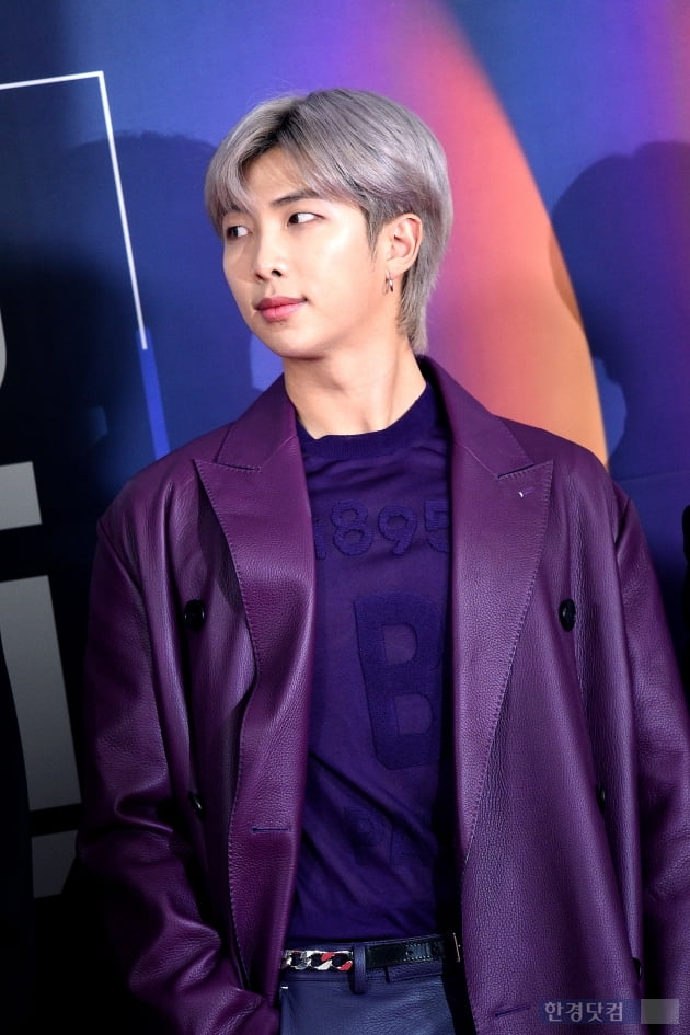 입덕도우미|방탄소년단(BTS), '존재 자체가 크리스마스 선물이야~'