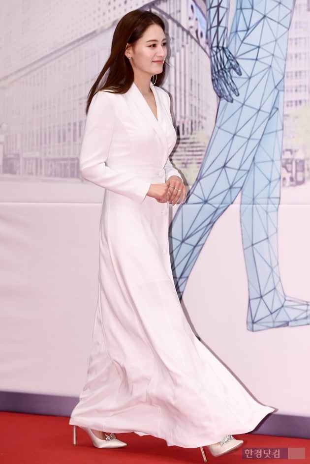 [포토] 김재경, '아름다운 모습으로 등장~' (2019 MBC 연기대상)