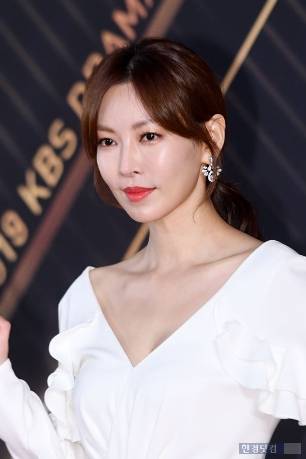 [포토] 김소연, '둘째딸 왔어요~'(2019 KBS 연기대상)