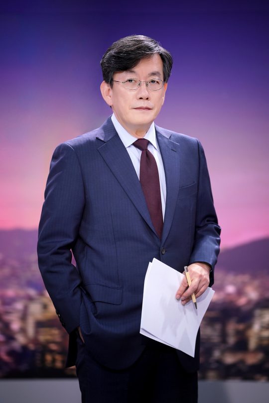 ‘뉴스룸’의 손석희 앵커. /사진제공= JTBC
