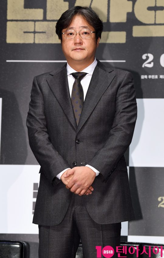 배우 곽도원이 12일 오전 서울 신사동 압구정 CGV에서 열린 영화 ‘남산의 부장들’ 제작보고회에 참석했다.