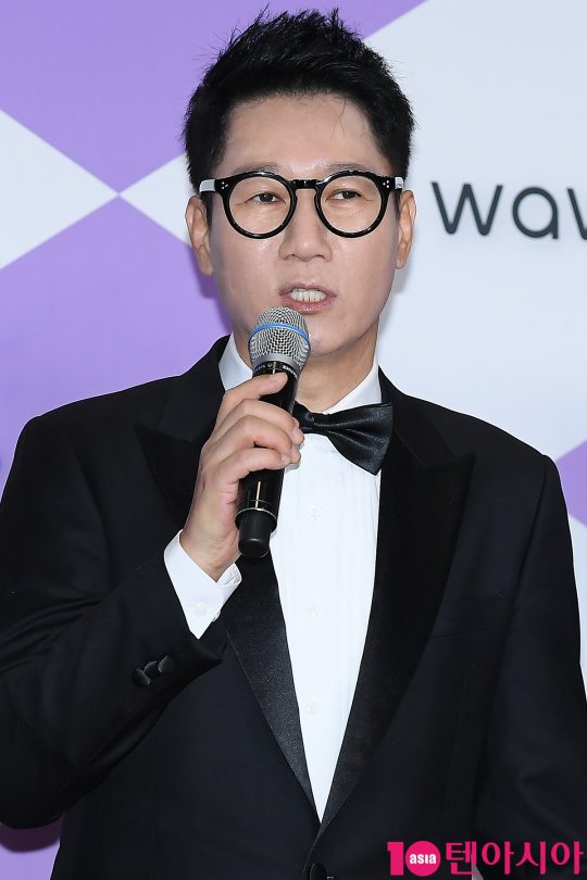 개그맨 지석진