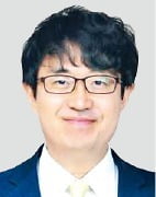 부동산·증시 '혼돈의 시대'…내년 변동성 대비한 투자전략을