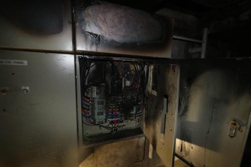 인천 삼산동 아파트에 불…주민 4명 부상