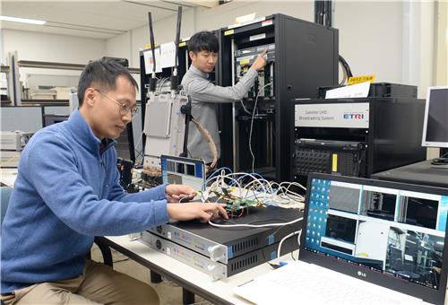 ETRI, 비행기·배에 최대 400Mbps 전송 위성 모뎀 개발