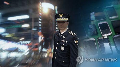 성 접대 받고 단속 정보 흘려준 경찰관 징역 1년…"죄책 중해"