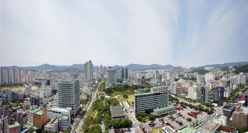 [통통 지역경제] 퇴직자의 '뷰티플 인생2막', 실버호텔리어 도전