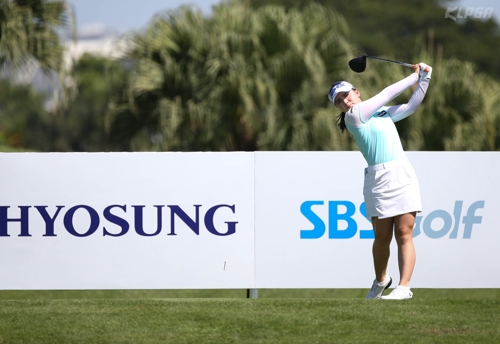 이다연, KLPGA 시즌 개막전 첫날 선두…최혜진 공동 4위