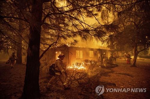 美서부 산불 발화책임 최대전력사 피해배상 부담액 30조원 육박