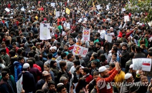 印 시민권법 개정 반대시위 확산…여행 주의보