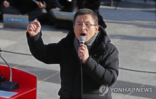 한국당 "험지출마 안따르면 공천배제"…홍준표 "맘대로 해보라"(종합)