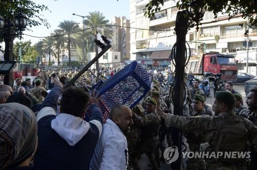 레바논 신임 총리, '전문가 정부' 약속…반대시위에 혼란 지속