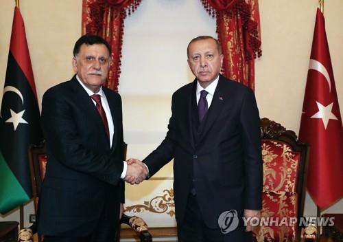 터키 에르도안 "리비아가 파병 요청해…모든 지원할 것"