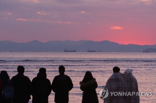 [#꿀잼여행] 영남권 : 하늘에 그린 붉은 수채화…부산 다대포 낙조