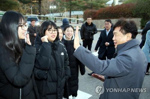 [신년사] 김병우 충북교육감 "스스로 꽃피우도록 현장지원 강화"