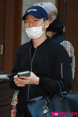 [TEN PHOTO] 몬스타엑스 기현 &#39;심쿵 눈웃음&#39;