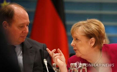 휘청이는 독일 연정…소수파 사민당 새지도부 "연정 재협상"